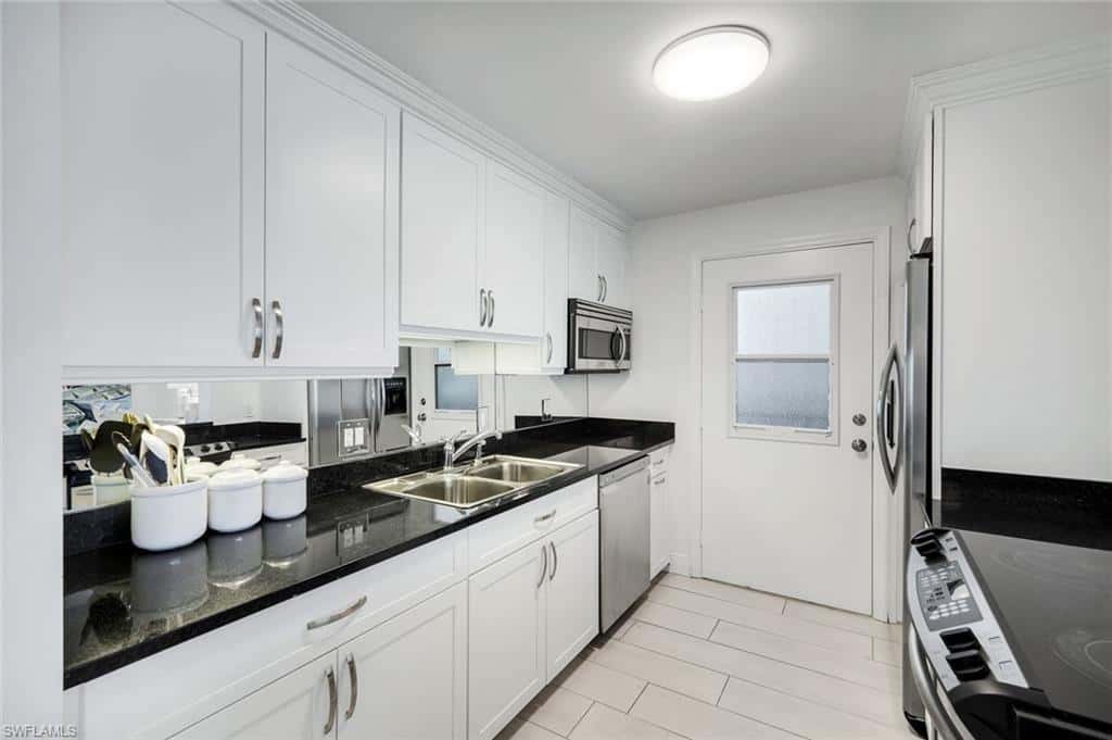 222 Harbour Dr #312, Naples, photo 9