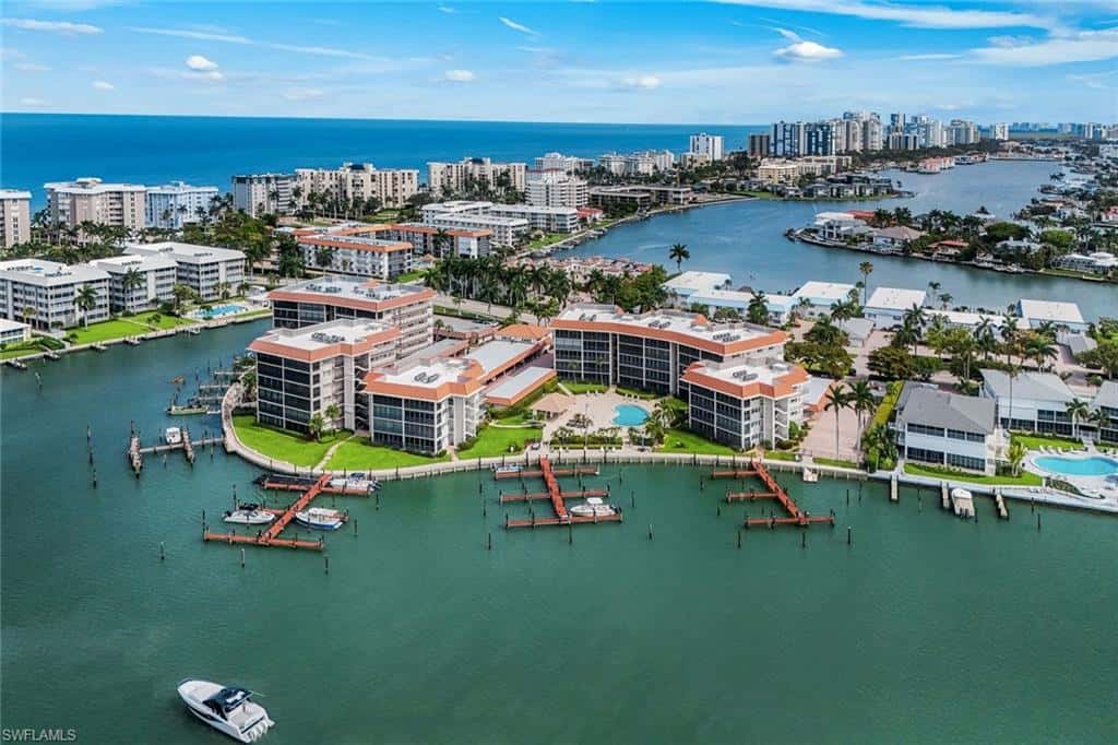 222 Harbour Dr #312, Naples, photo 15