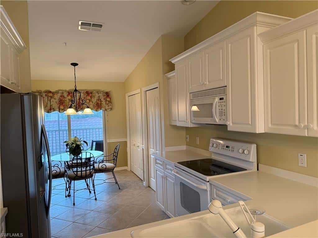 2860 Cypress Trace Cir #1825, Naples, photo 4
