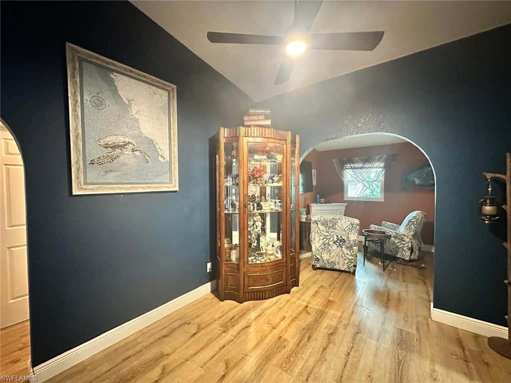 726 Calvert Ave, Port Charlotte, photo 13