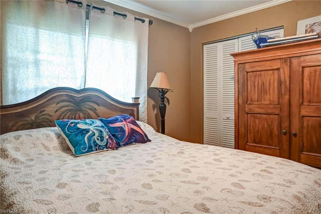 726 Calvert Ave, Port Charlotte, photo 28
