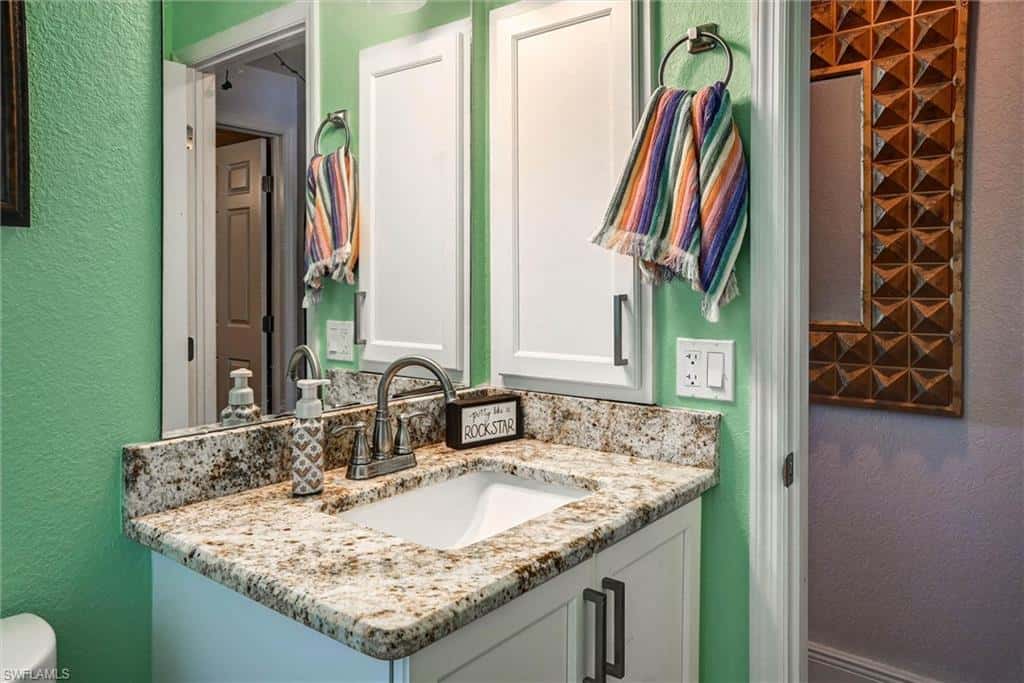 726 Calvert Ave, Port Charlotte, photo 33