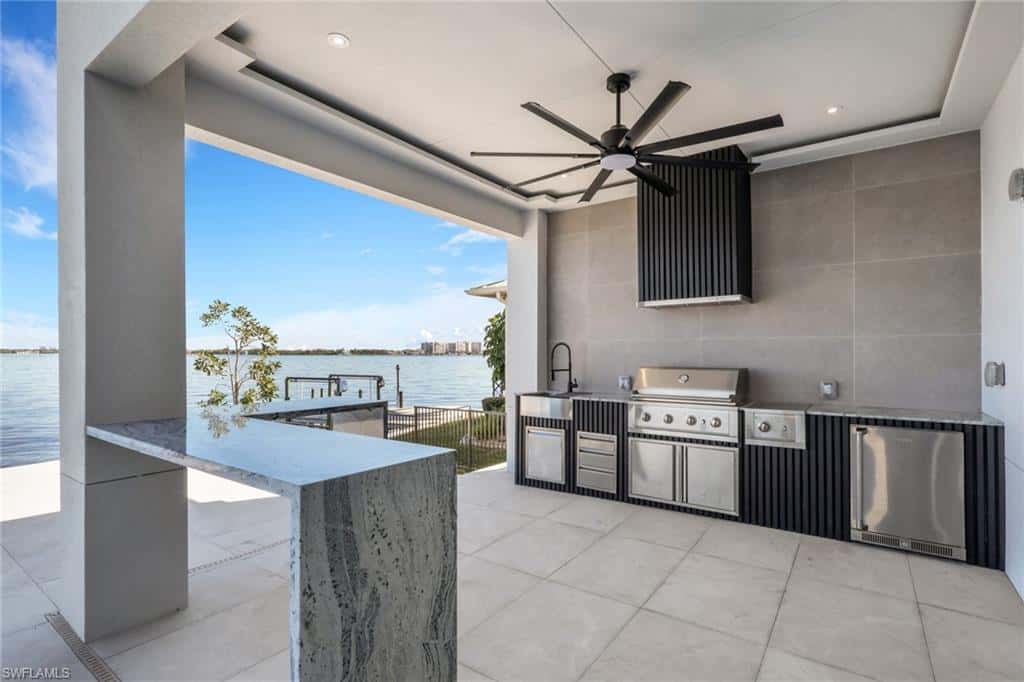 5653 Riverside Dr, Cape Coral, photo 47