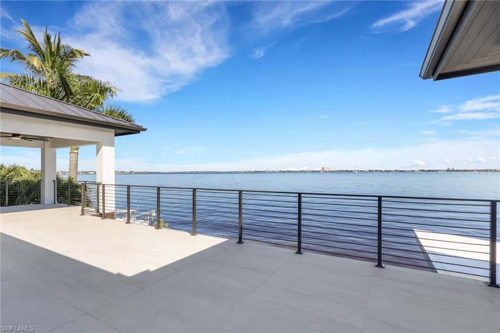 5653 Riverside Dr, Cape Coral, photo 38