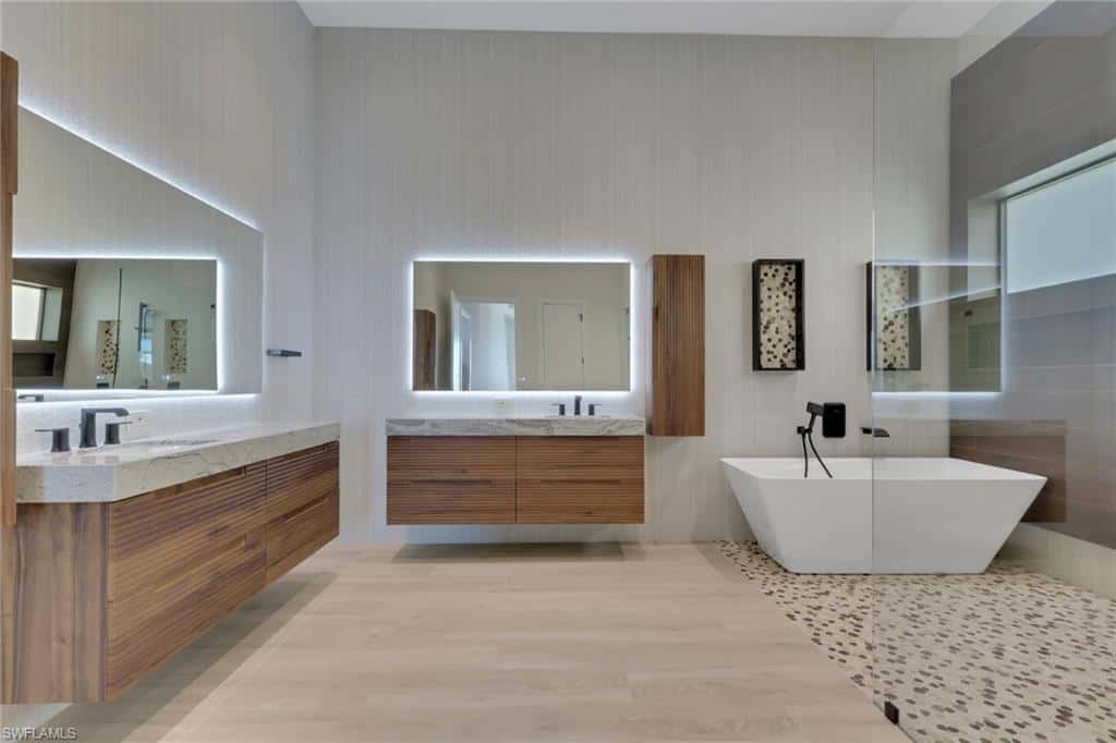 5653 Riverside Dr, Cape Coral, photo 19