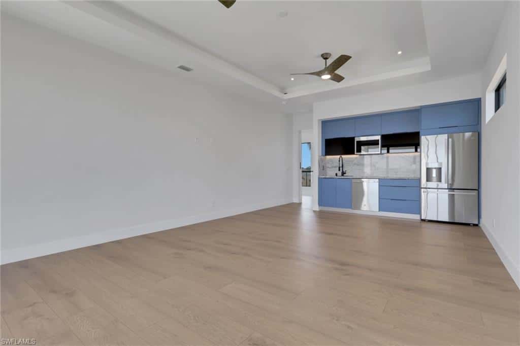 5653 Riverside Dr, Cape Coral, photo 25