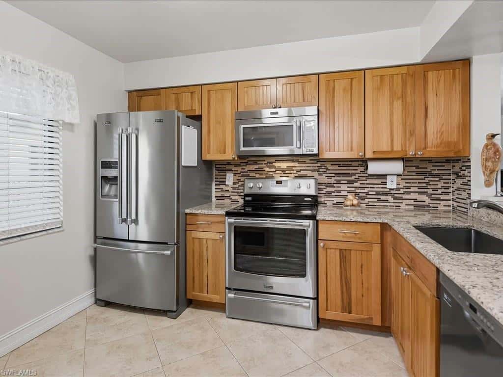 228 Fox Glen Dr #3205, Naples, photo 6