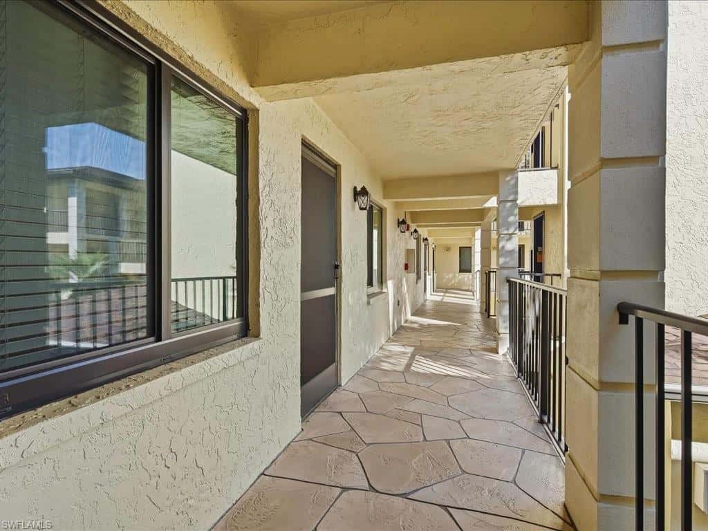 228 Fox Glen Dr #3205, Naples, photo 5
