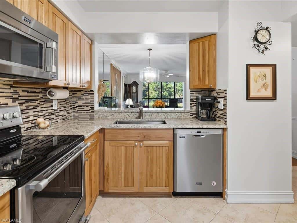 228 Fox Glen Dr #3205, Naples, photo 8
