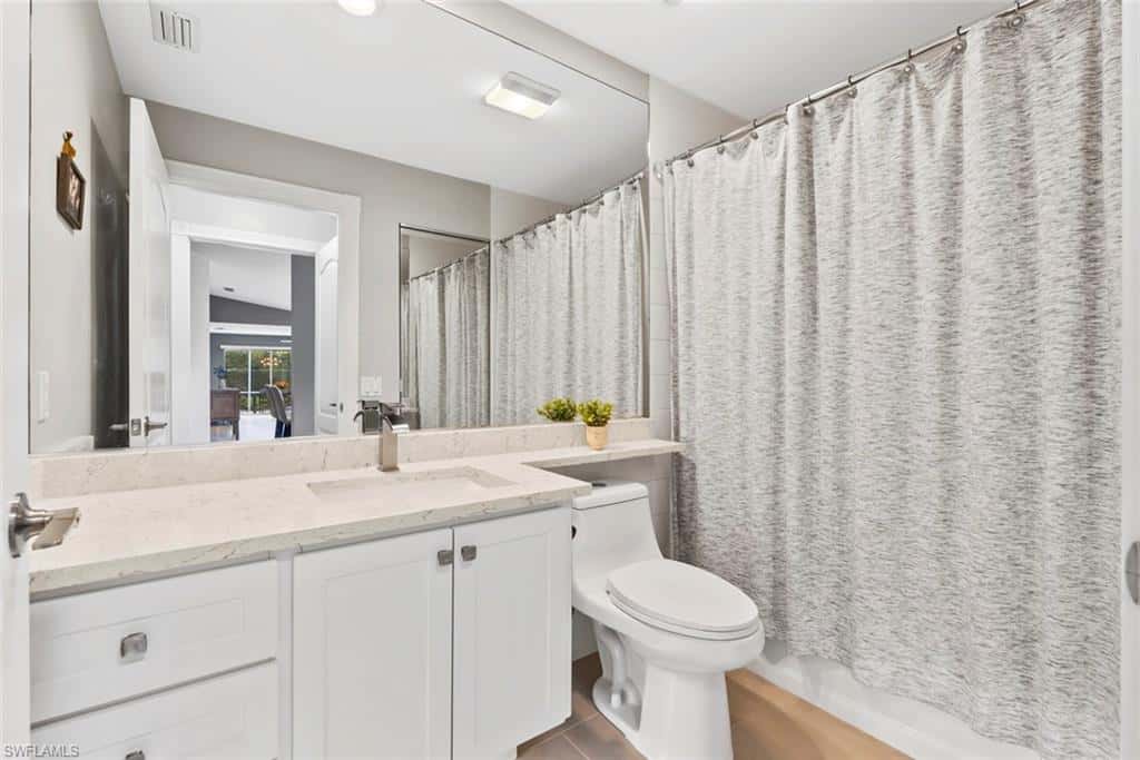 5781 Drummond Way, Naples, photo 18