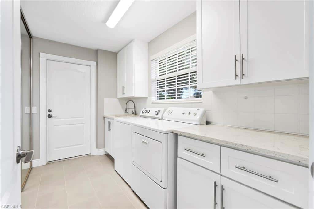 5781 Drummond Way, Naples, photo 19