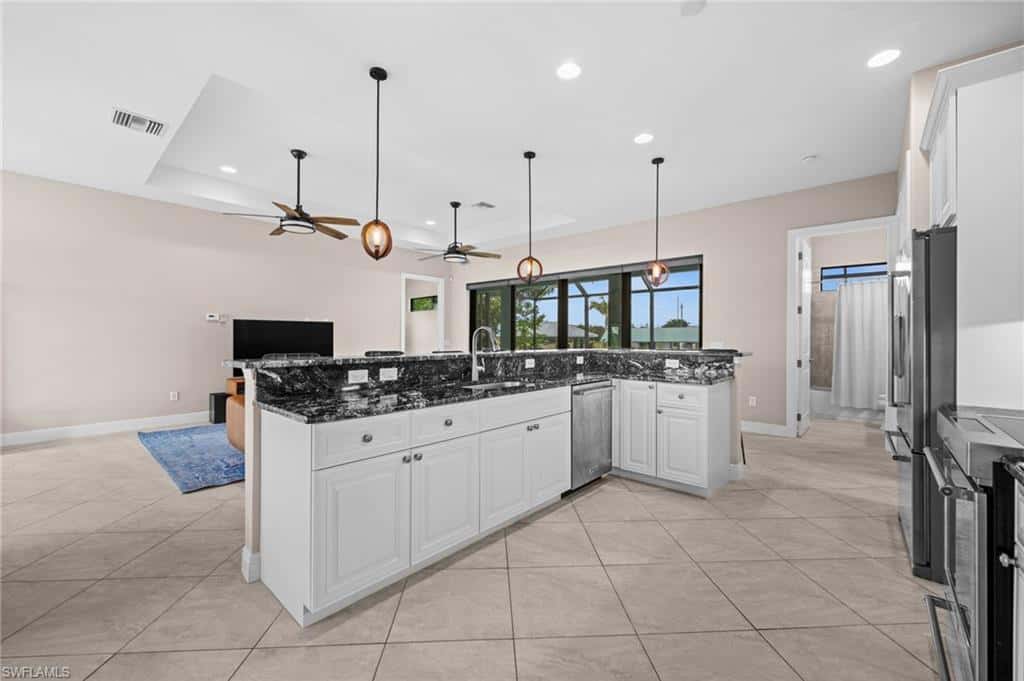 2478 Baybreeze St, St. James City, photo 14