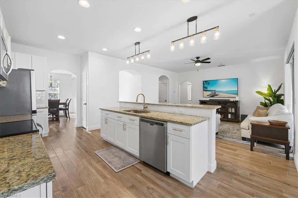 13405 Little Gem Cir, Fort Myers, photo 7