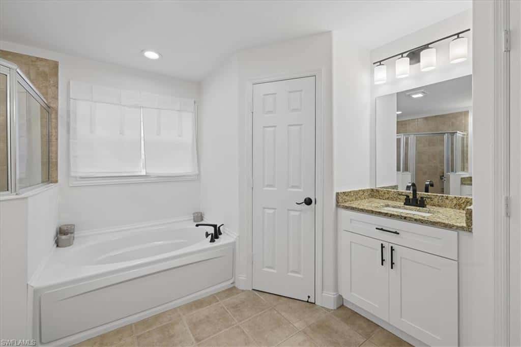 13405 Little Gem Cir, Fort Myers, photo 28