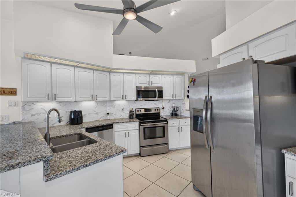 224 12th Ln, Cape Coral, photo 13
