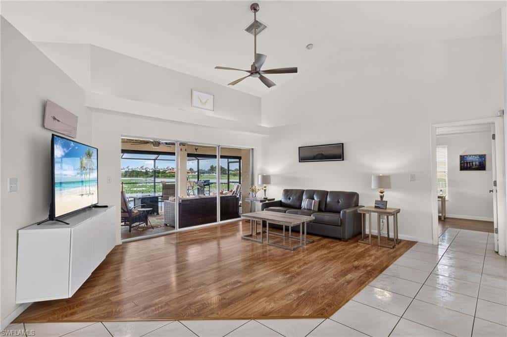224 12th Ln, Cape Coral, photo 9