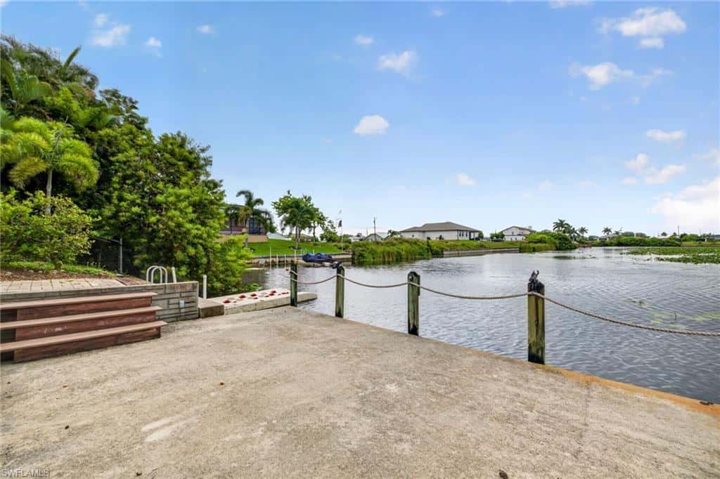 224 12th Ln, Cape Coral, photo 38