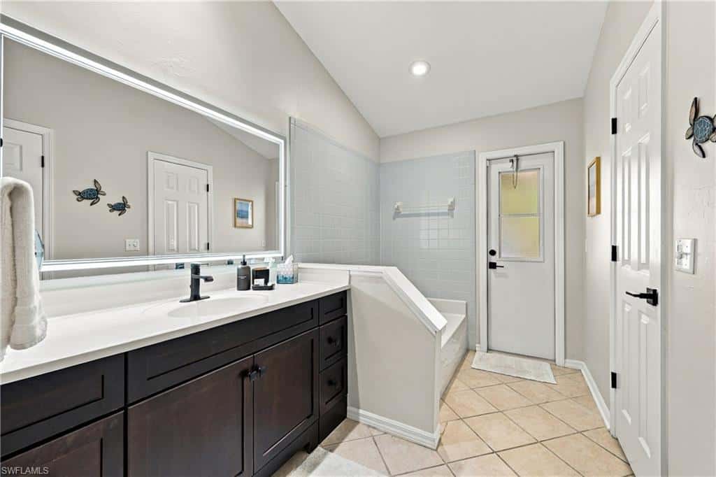 434 21st Ter, Cape Coral, photo 17