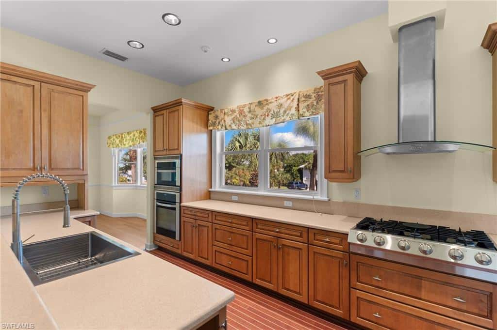 475 Las Tiendas Ln, Sanibel, photo 7