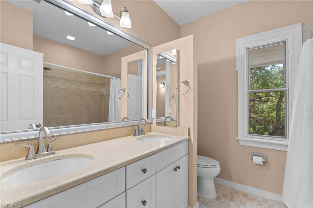 475 Las Tiendas Ln, Sanibel, photo 24