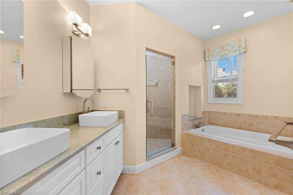 475 Las Tiendas Ln, Sanibel, photo 15