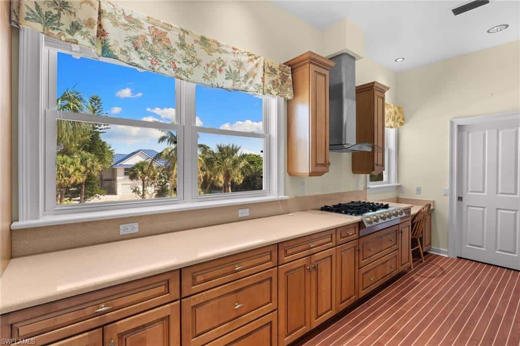 475 Las Tiendas Ln, Sanibel, photo 8