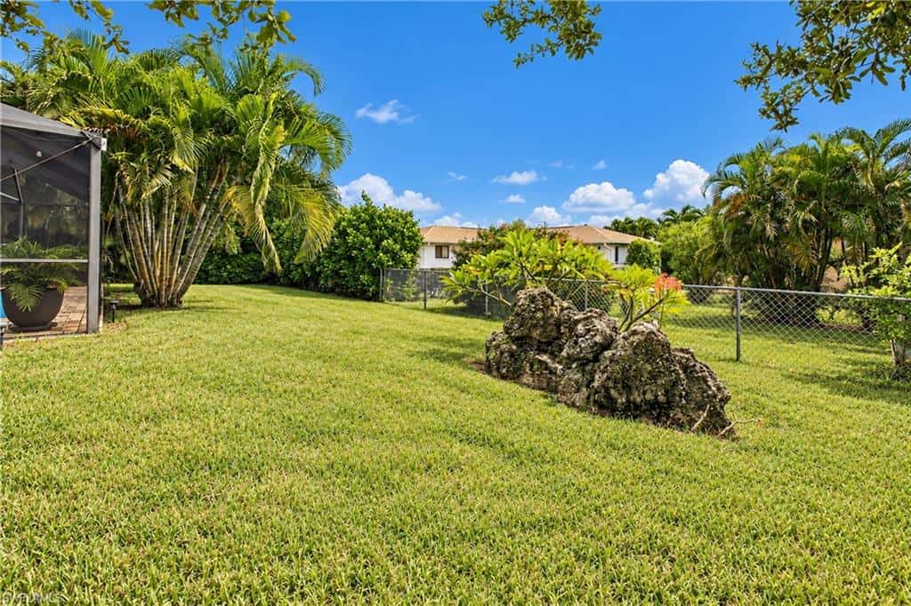 1412 43rd Ter, Cape Coral, photo 44