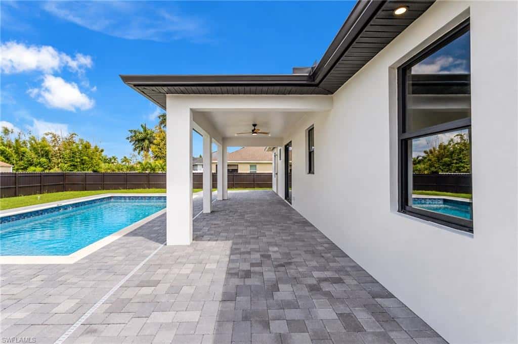 352 24th Pl, Cape Coral, photo 19