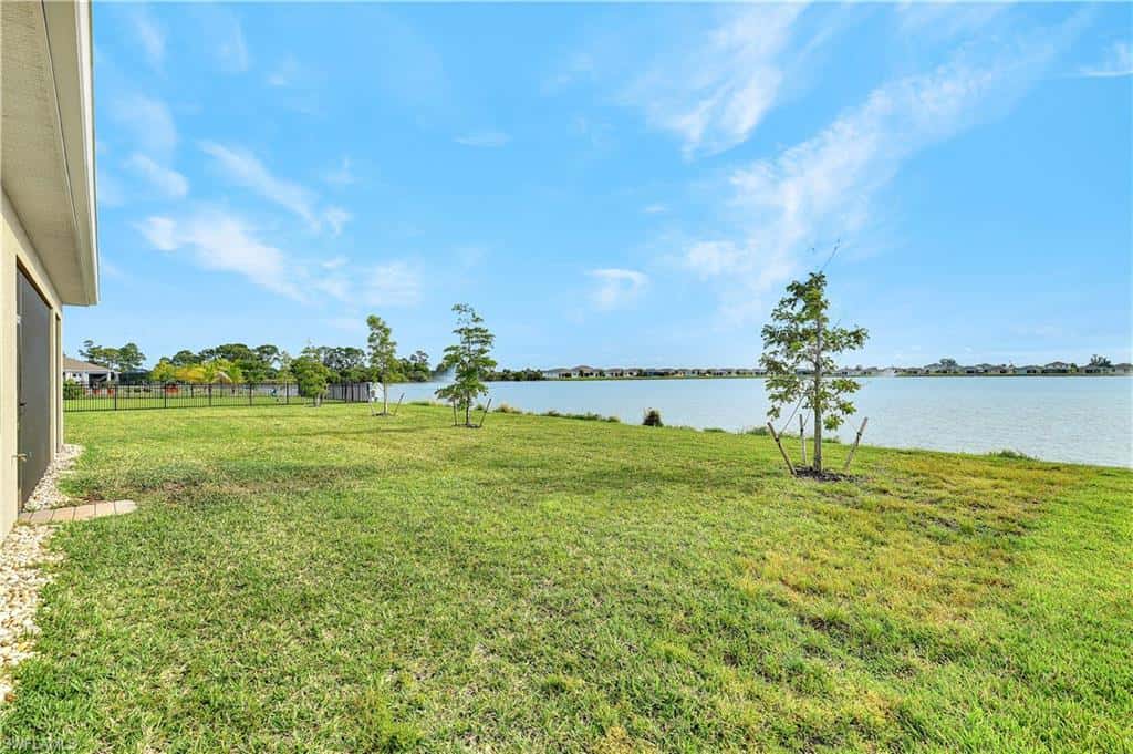 447 Spring Hill Lake Loop, Cape Coral, photo 30