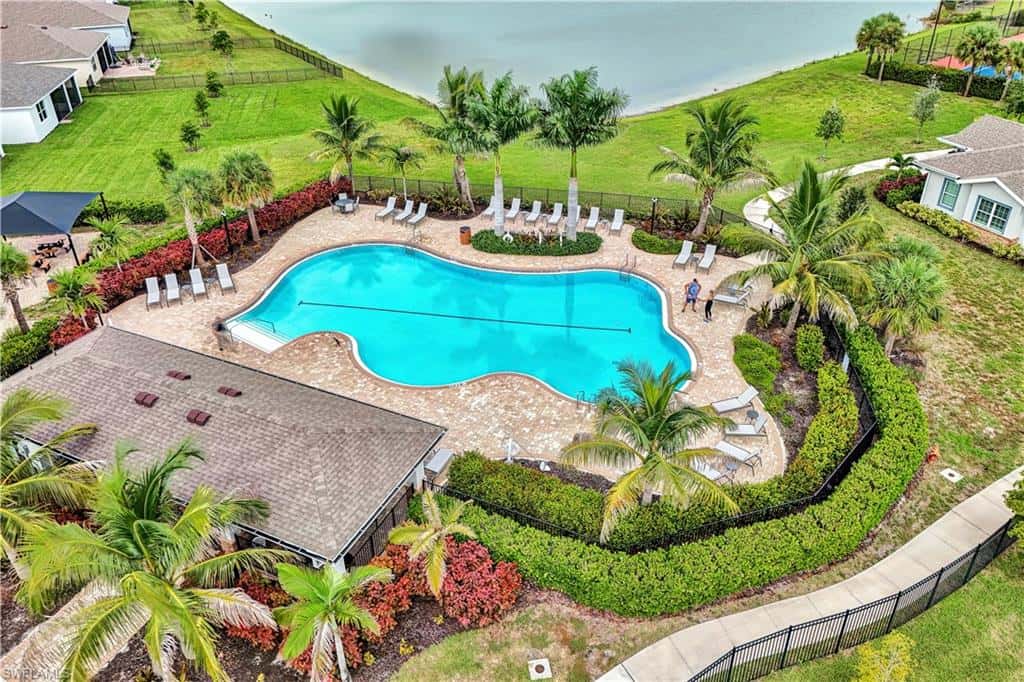 447 Spring Hill Lake Loop, Cape Coral, photo 38