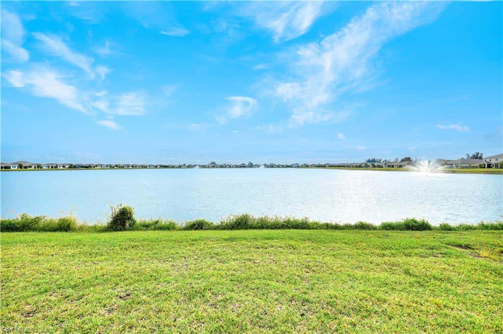 447 Spring Hill Lake Loop, Cape Coral, photo 29