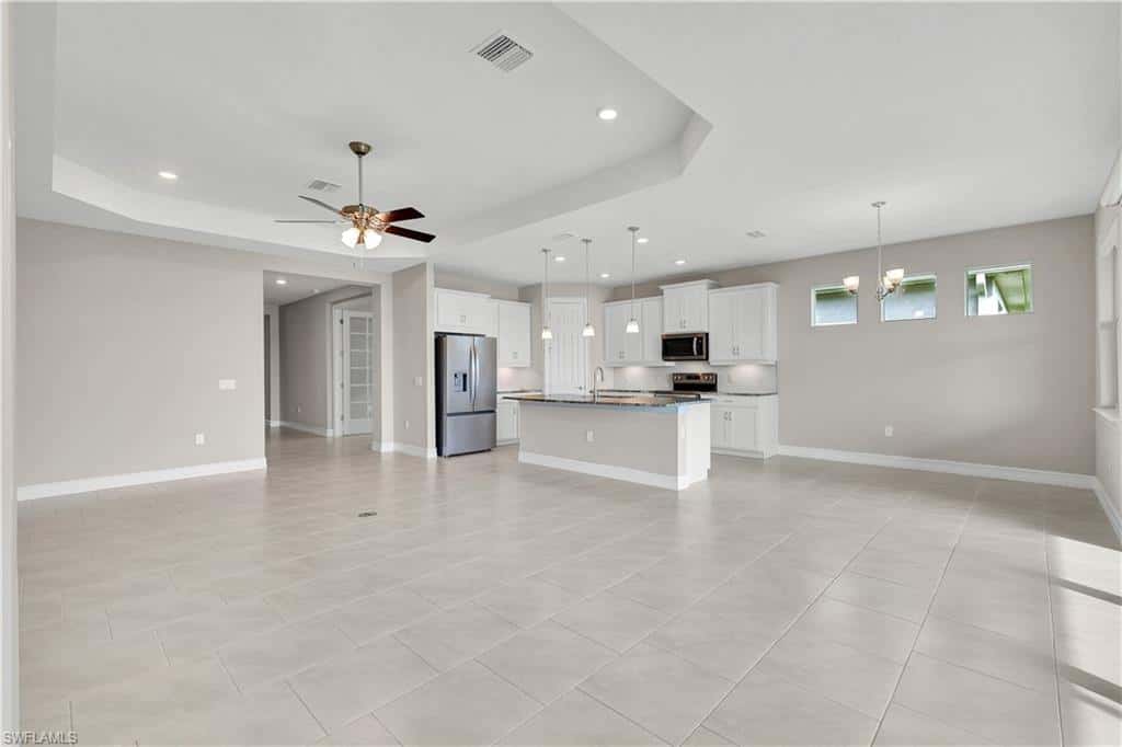 447 Spring Hill Lake Loop, Cape Coral, photo 8