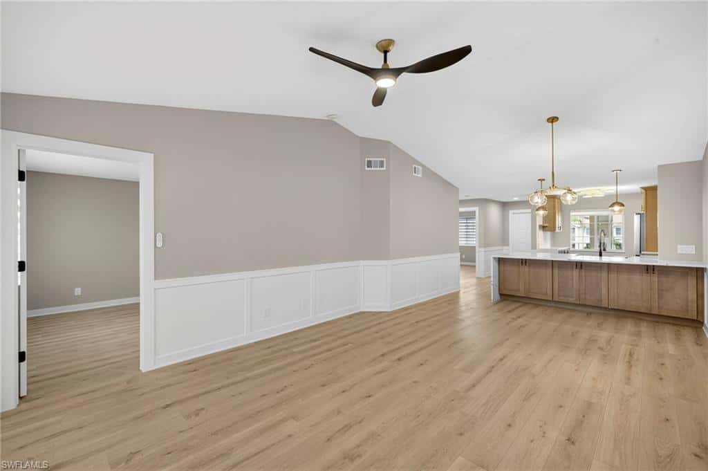 7761 Jewel Ln #202, Naples, photo 8