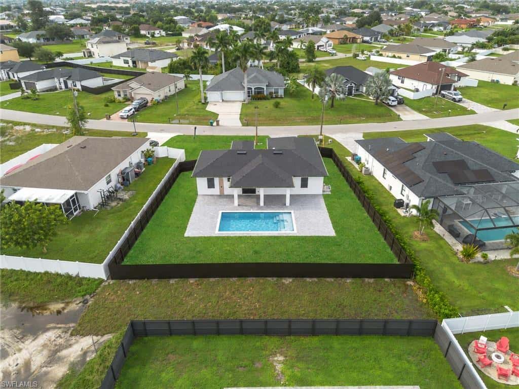 351 24th Pl, Cape Coral, photo 23