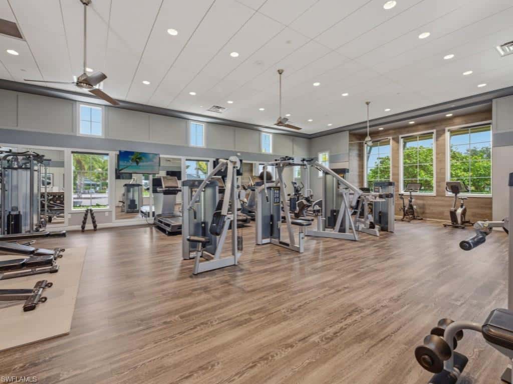 8947 Saint Lucia Dr, Naples, photo 28