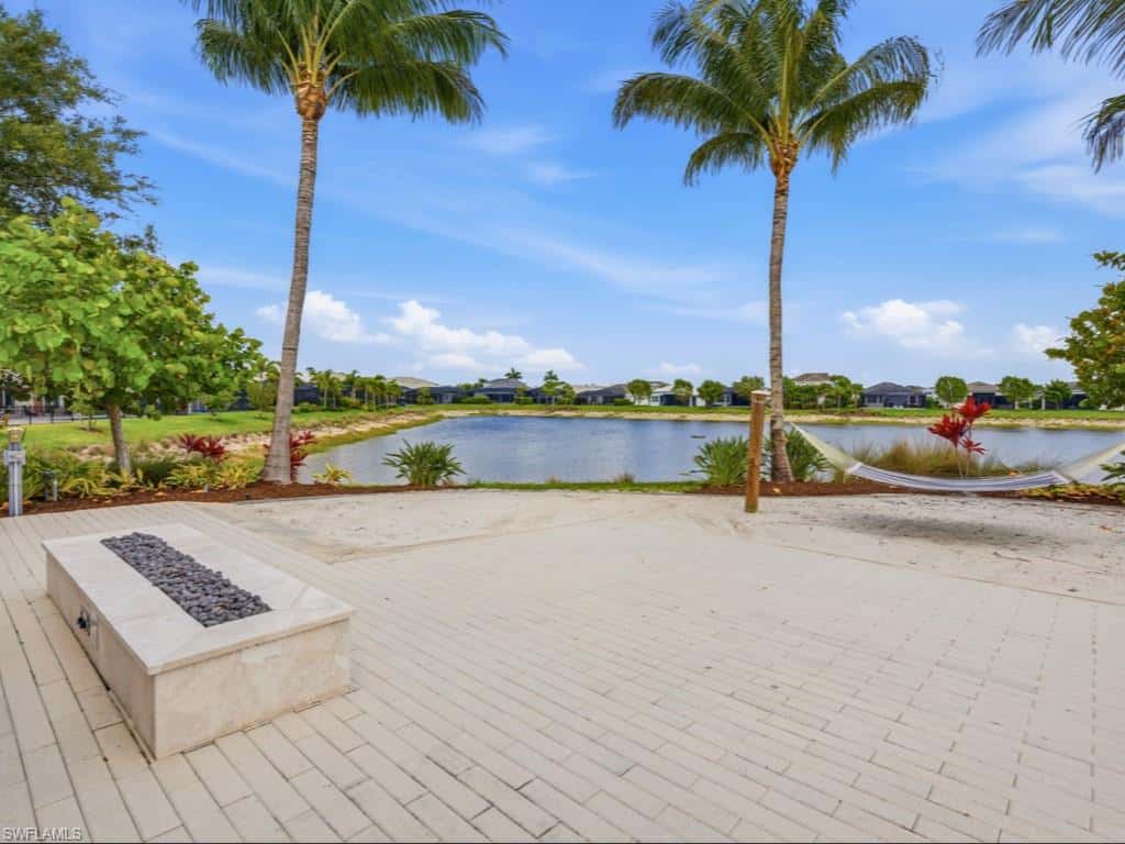 8947 Saint Lucia Dr, Naples, photo 30