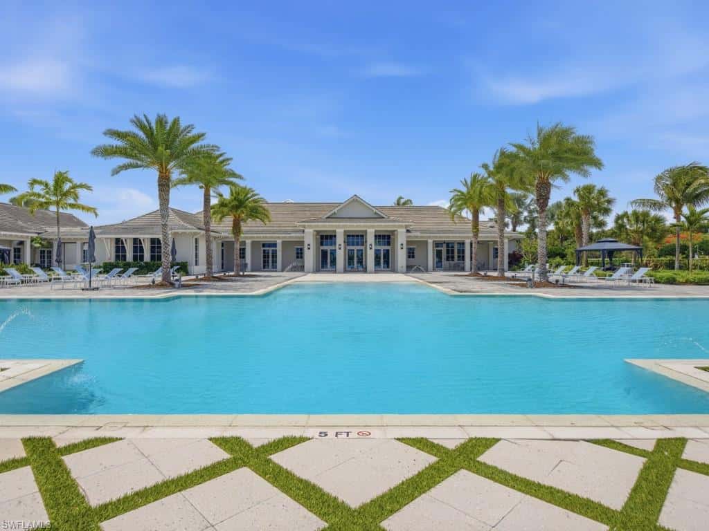 8947 Saint Lucia Dr, Naples, photo 33