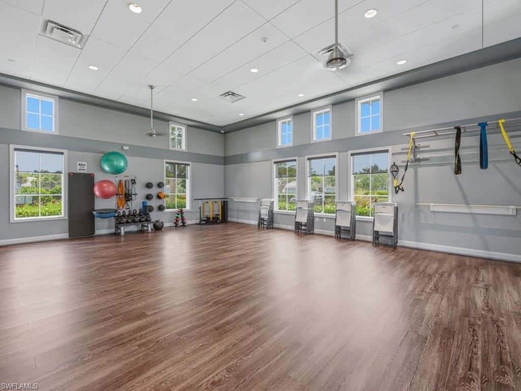 8947 Saint Lucia Dr, Naples, photo 29