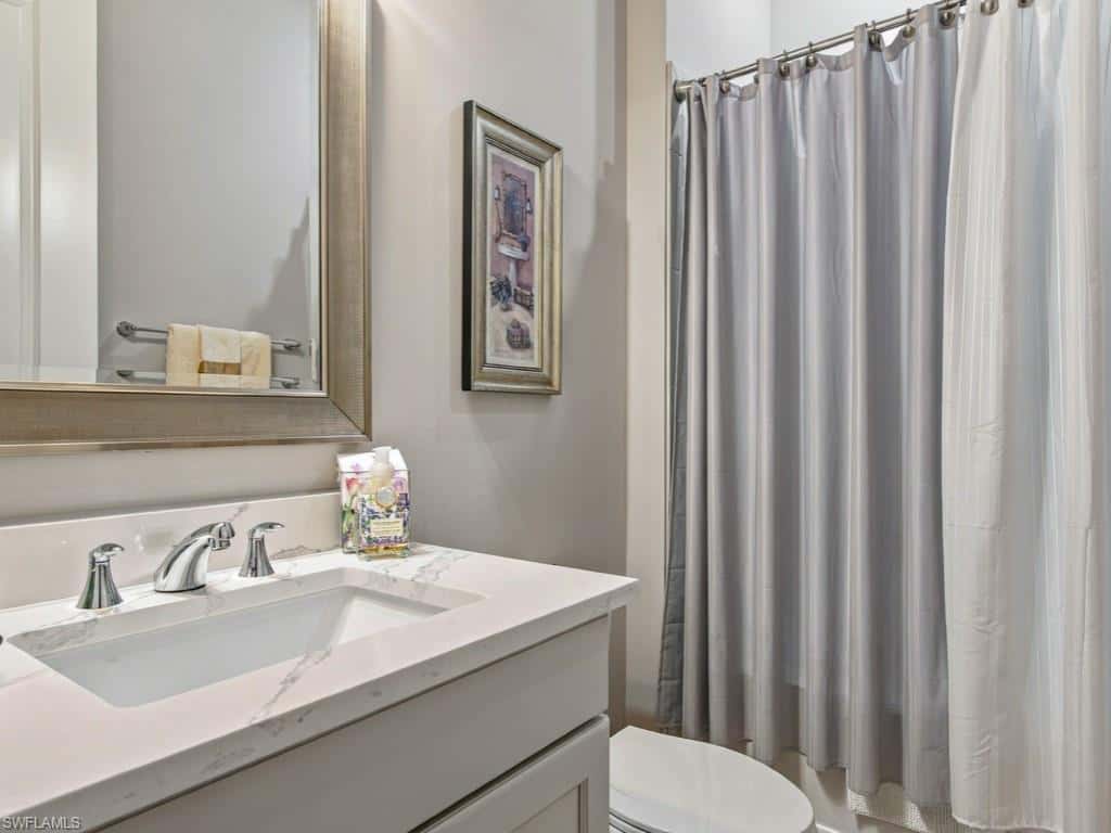 8947 Saint Lucia Dr, Naples, photo 8