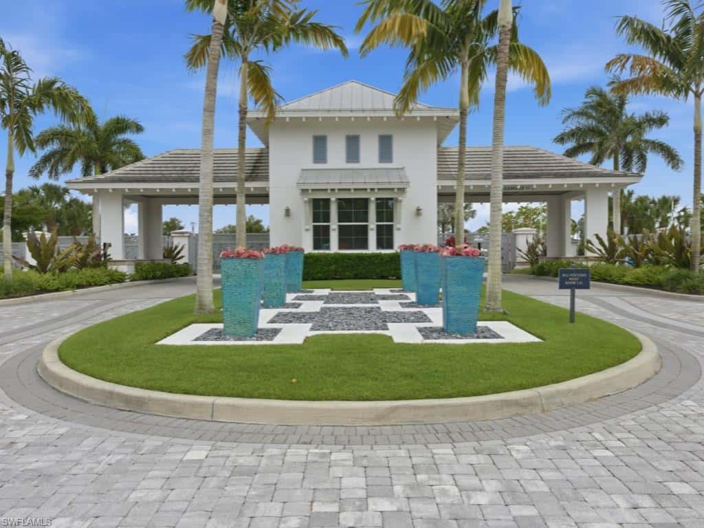 8947 Saint Lucia Dr, Naples, photo 21