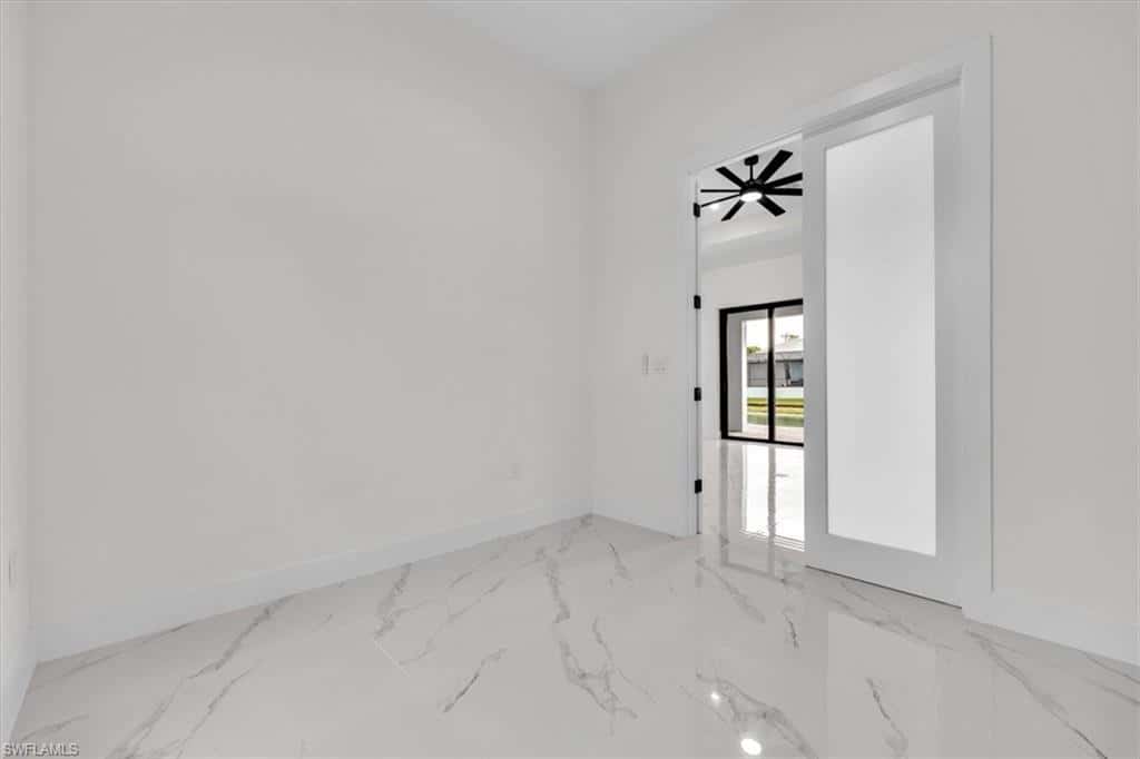 2107 15th Pl, Cape Coral, photo 17