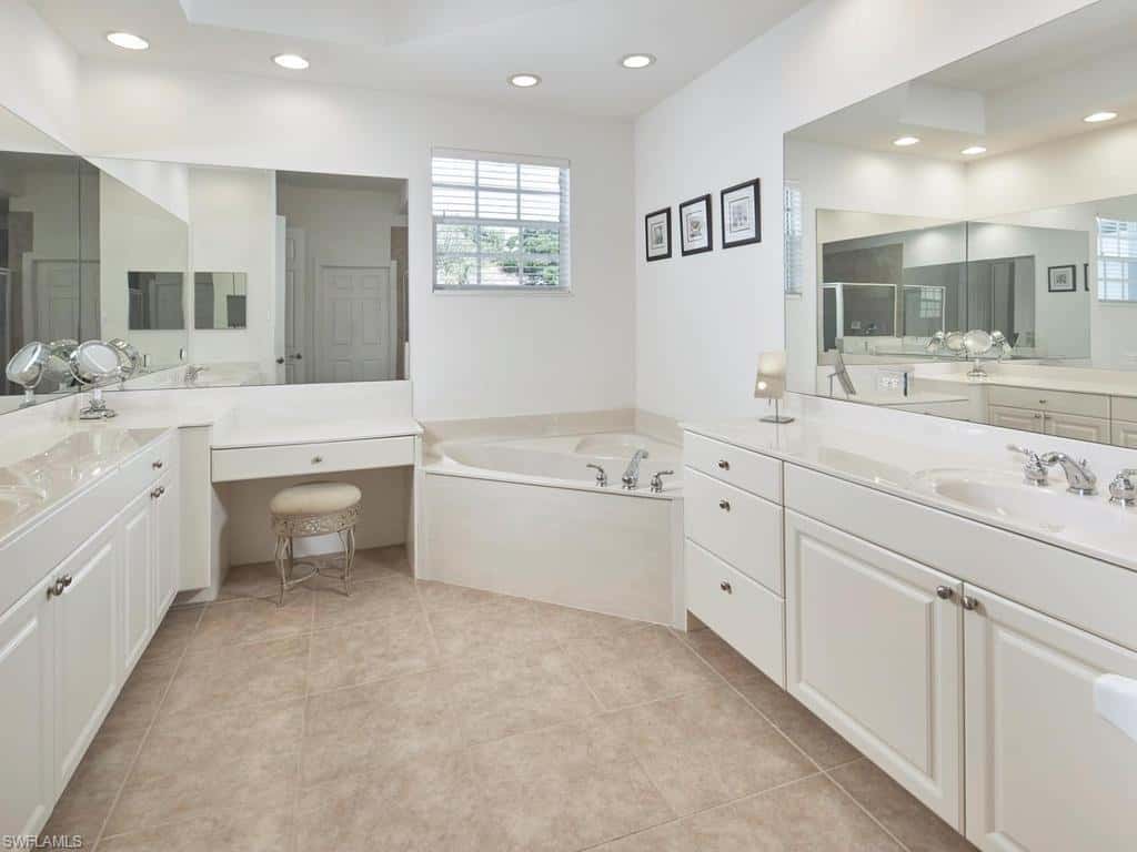 23690 Merano Ct #202, Estero, photo 11