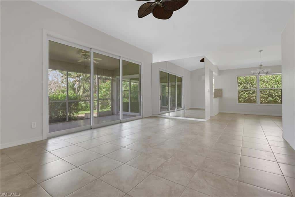 351 Emerald Bay Cir #r7, Naples, photo 5