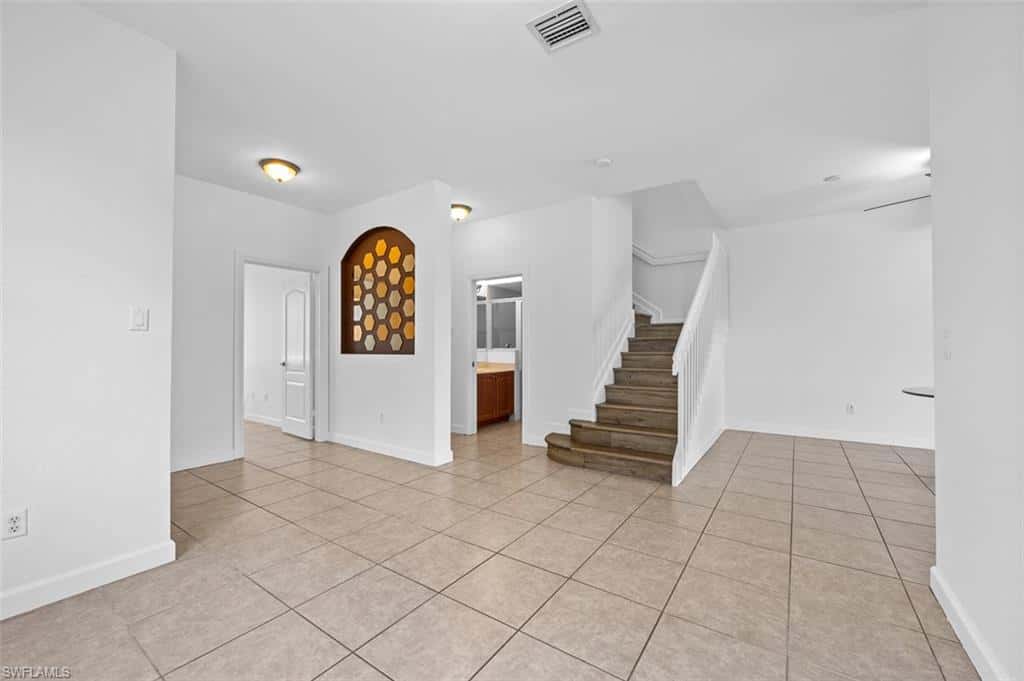 7029 Ambrosia Ln #606, Naples, photo 5
