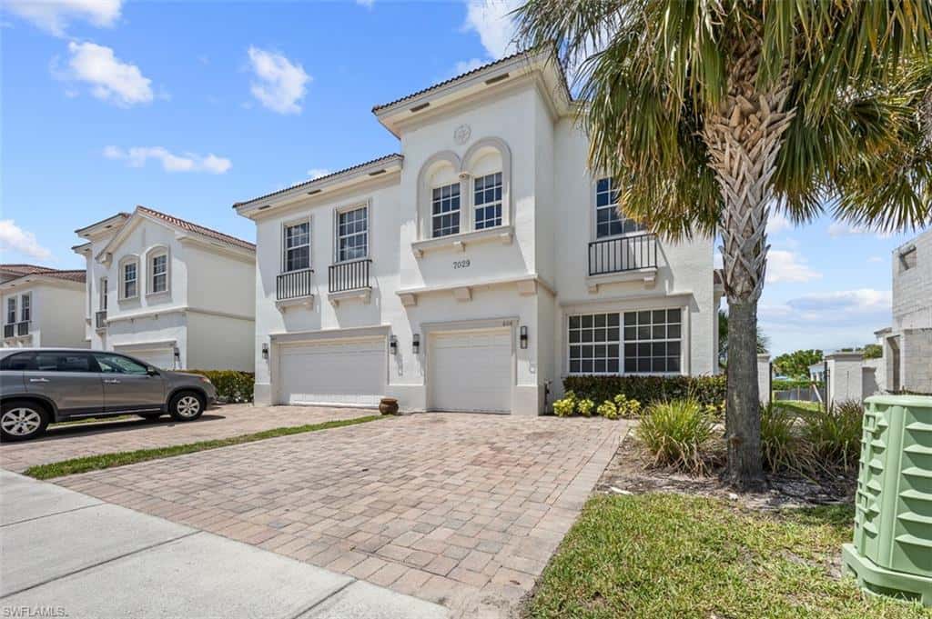 7029 Ambrosia Ln #606, Naples, photo 19