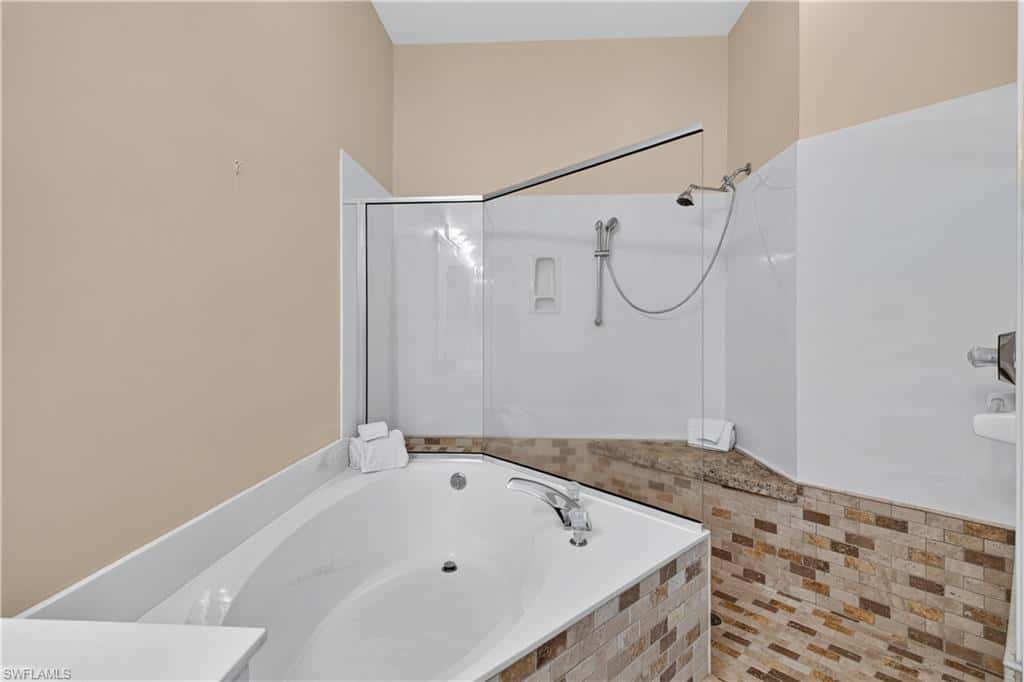 15108 Ports Of Iona Dr #201, Fort Myers, photo 35