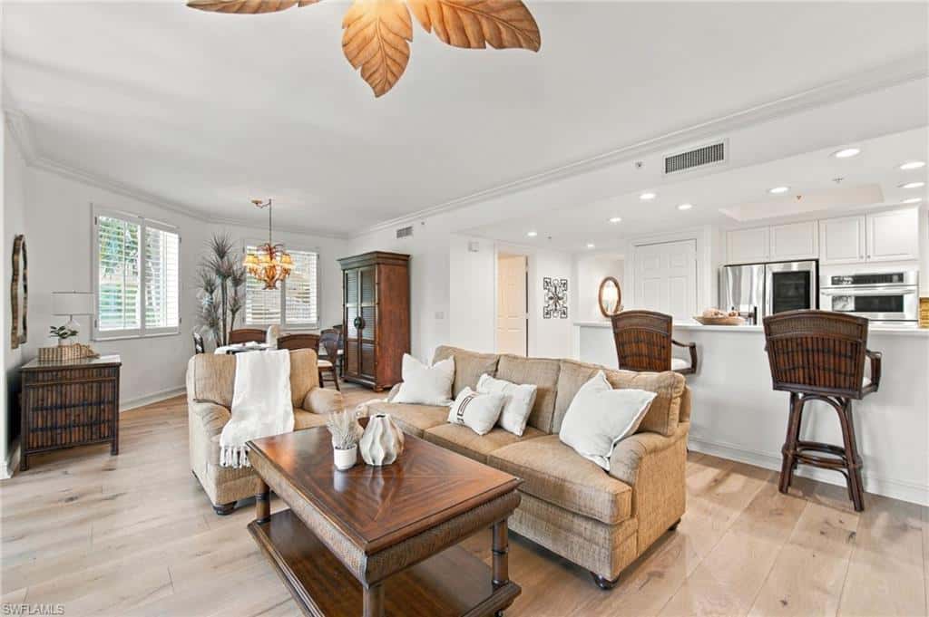 2738 Tiburon Blvd #206, Naples, photo 9