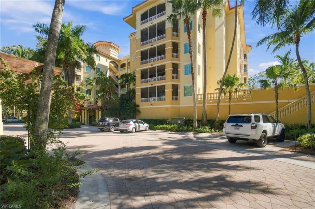 2738 Tiburon Blvd #206, Naples, photo 34