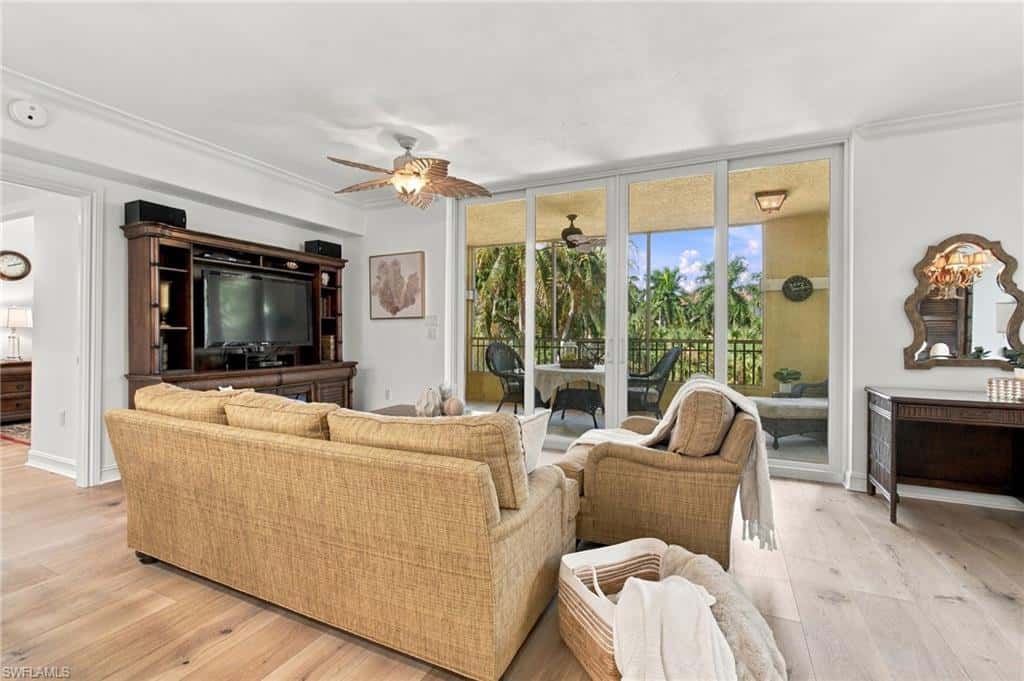 2738 Tiburon Blvd #206, Naples, photo 8