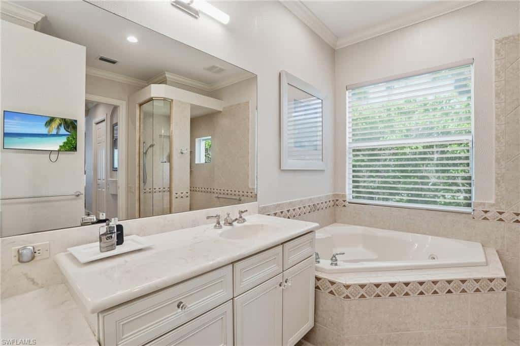 10500 Via Balestri Dr, Fort Myers, photo 18